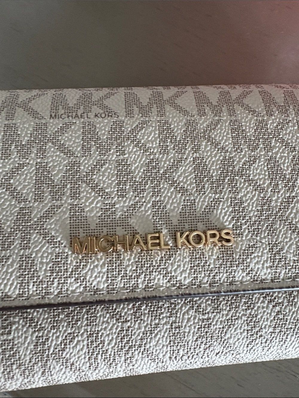 Michael Kors Cream Signature Continental Wallet with Gold Logo - Picture 3 of 4